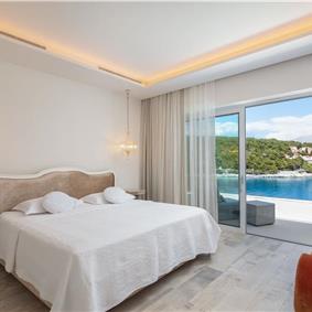 Luxury 6 Bedroom Brac Island Beach Front Villa With Heated Infinity Pool and lift near Sumartin sleeps 12